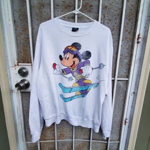Vintage Disney Mickey Mouse skiing white crewneck sweatshirt size XL